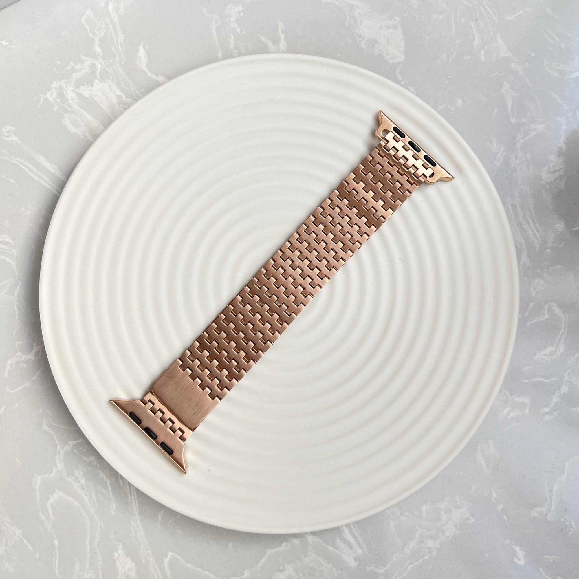 For Apple Watch Series 9 8 7 41mm / 6 5 4 SE (2022) SE (2023) SE 40mm / 3 2 1 38mm Magnetic Watch Strap 9-Bead Stainless Steel Band - Rose Gold For Apple Watch Series 9 8 7 41mm / 6 5 4 SE (2022) SE (2023) SE 40mm / 3 2 1 38mm Magnetic Watch Strap 9-Bead Stainless Steel Band - Rose Gold